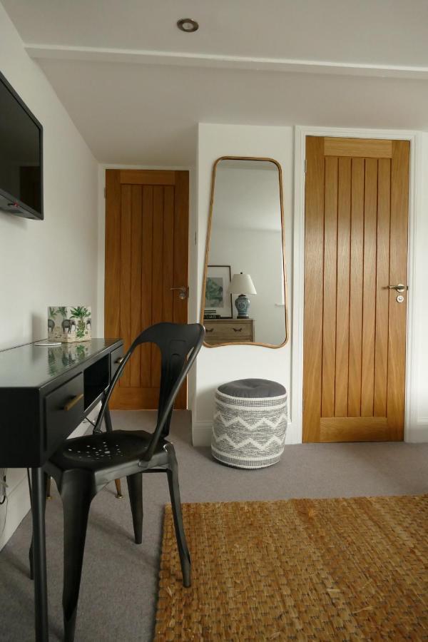 Dinckley Court Boutique Riverside Rooms Abingdon-on-Thames Buitenkant foto