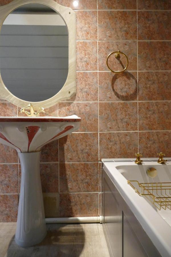 Dinckley Court Boutique Riverside Rooms Abingdon-on-Thames Buitenkant foto