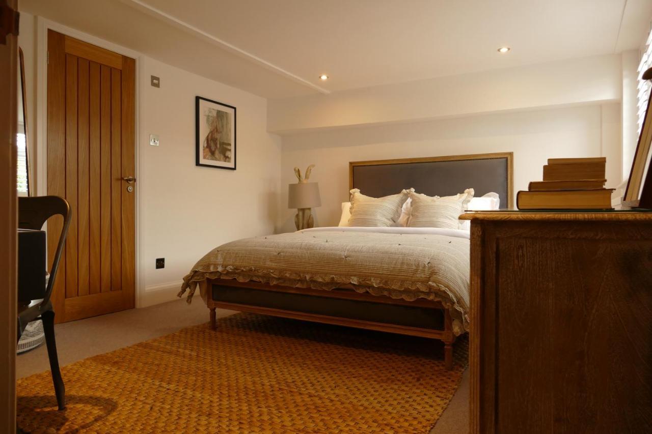 Dinckley Court Boutique Riverside Rooms Abingdon-on-Thames Buitenkant foto